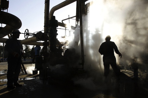 Oil refinery in Tehran, Iran / AP