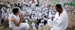 Muslim pilgrims pray near Mecca / AP