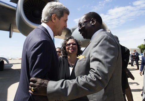 South Sudanese Foreign Minister Barnaba Marial Benjamin and Secretary of State John Kerry