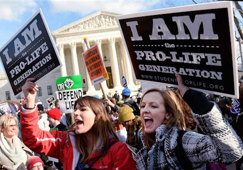 Pro-life activists attend the March For Life in front of the Supreme Court in Washington, D.C., on  Jan. 22, 2015 / AP