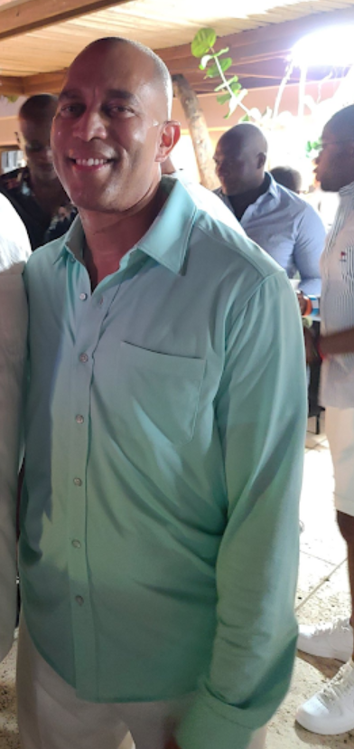 ALERT: NY Democrats, Teachers’ Union Boss Partied Maskless
in Puerto Rico 3