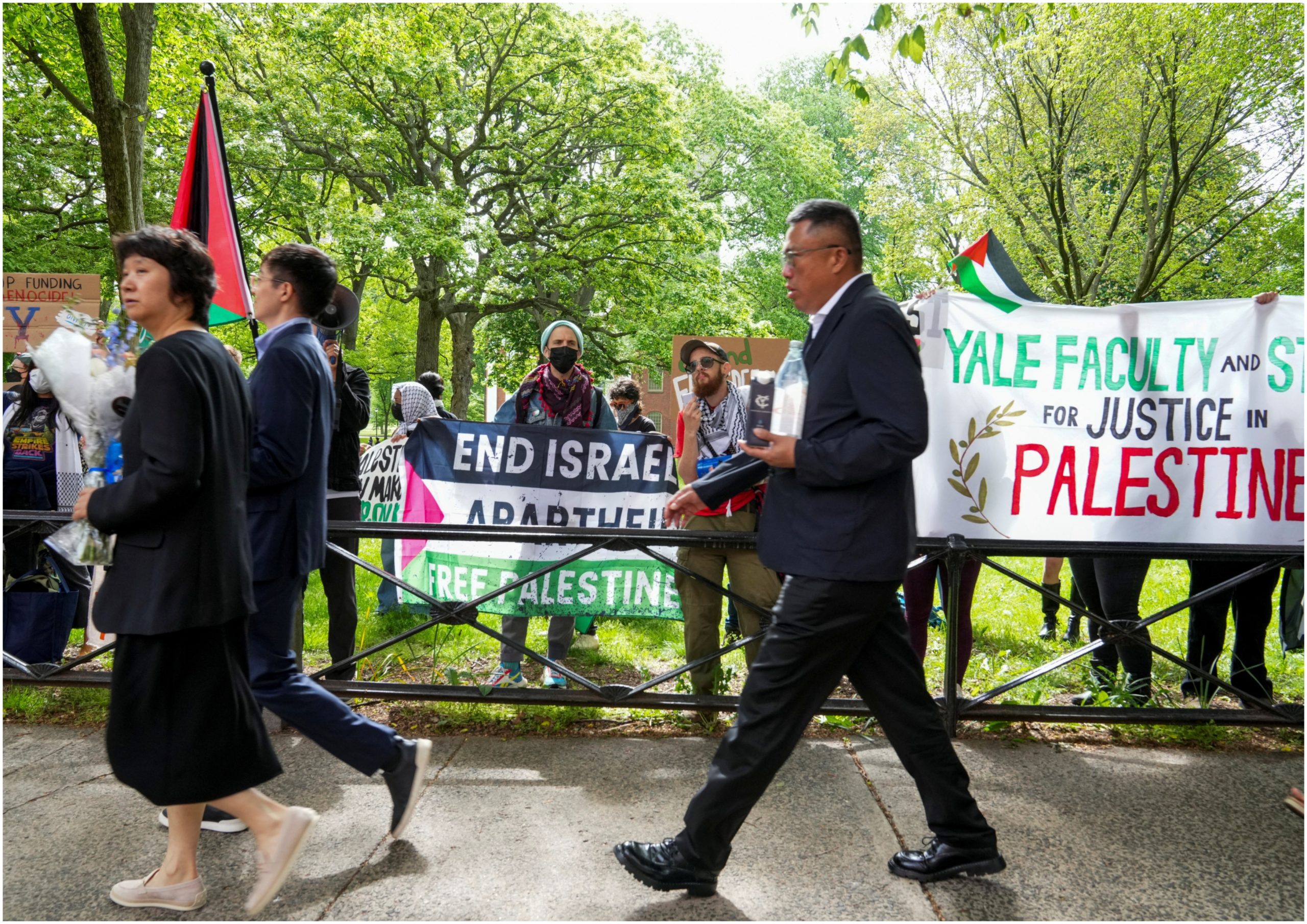 As Yale's Jewish Population Declines to 1940s Quota Levels, University Leaders Say Jewish Community is ‘Thriving’